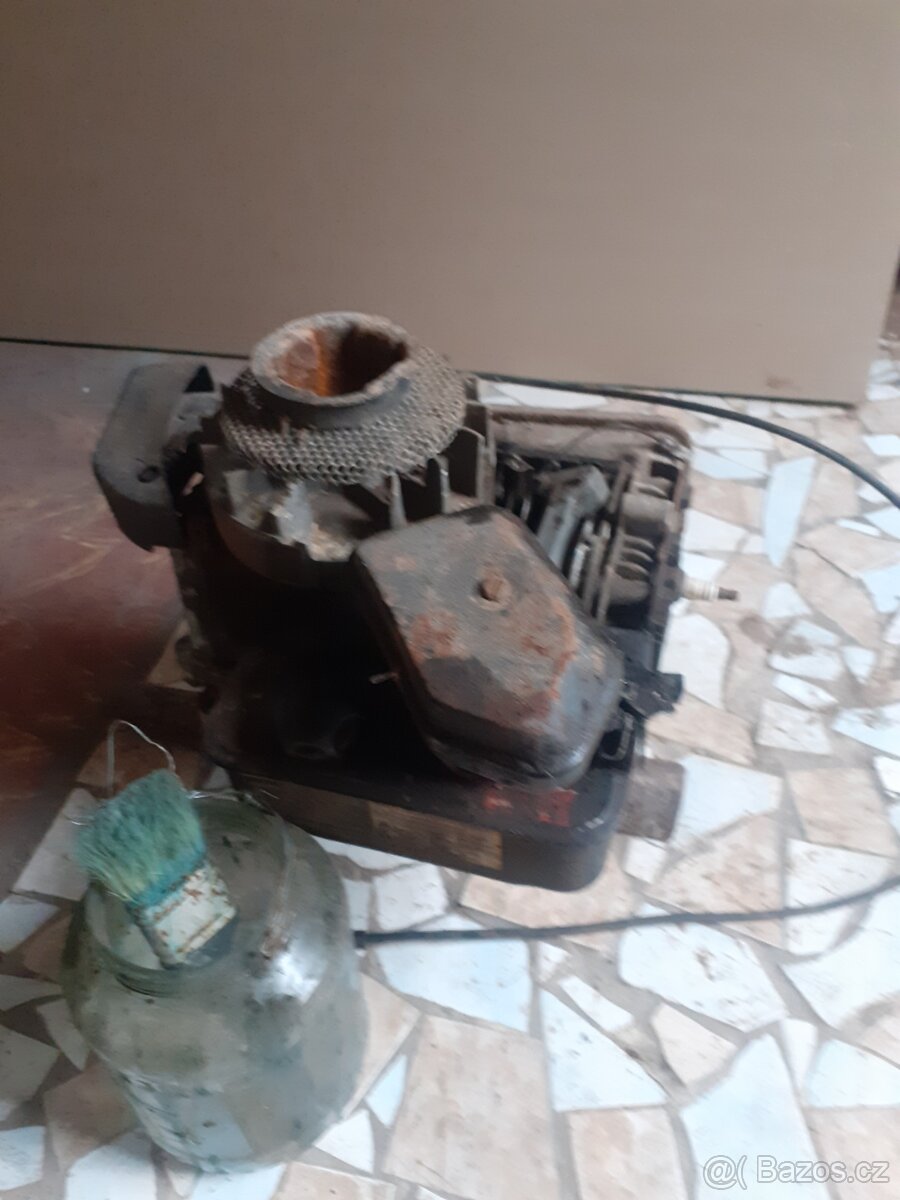 PRODÁM MOTOR DO SEKAČKY