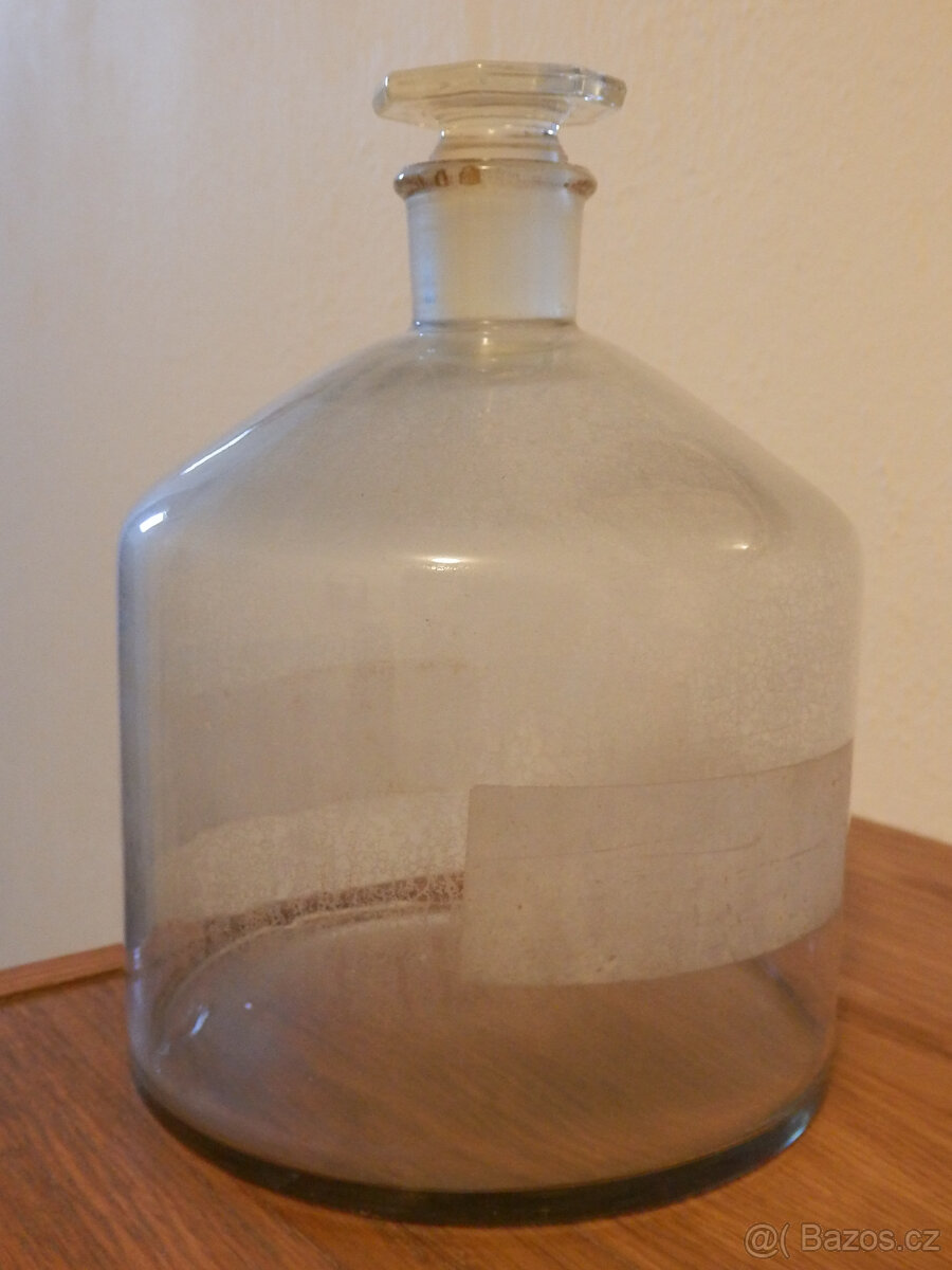 Laboratorní láhev zásobní se zabroušenou zátkou