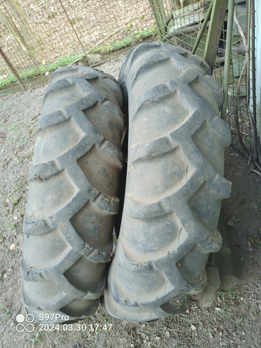 Zetor 25 A zadní pneu   12,00-24