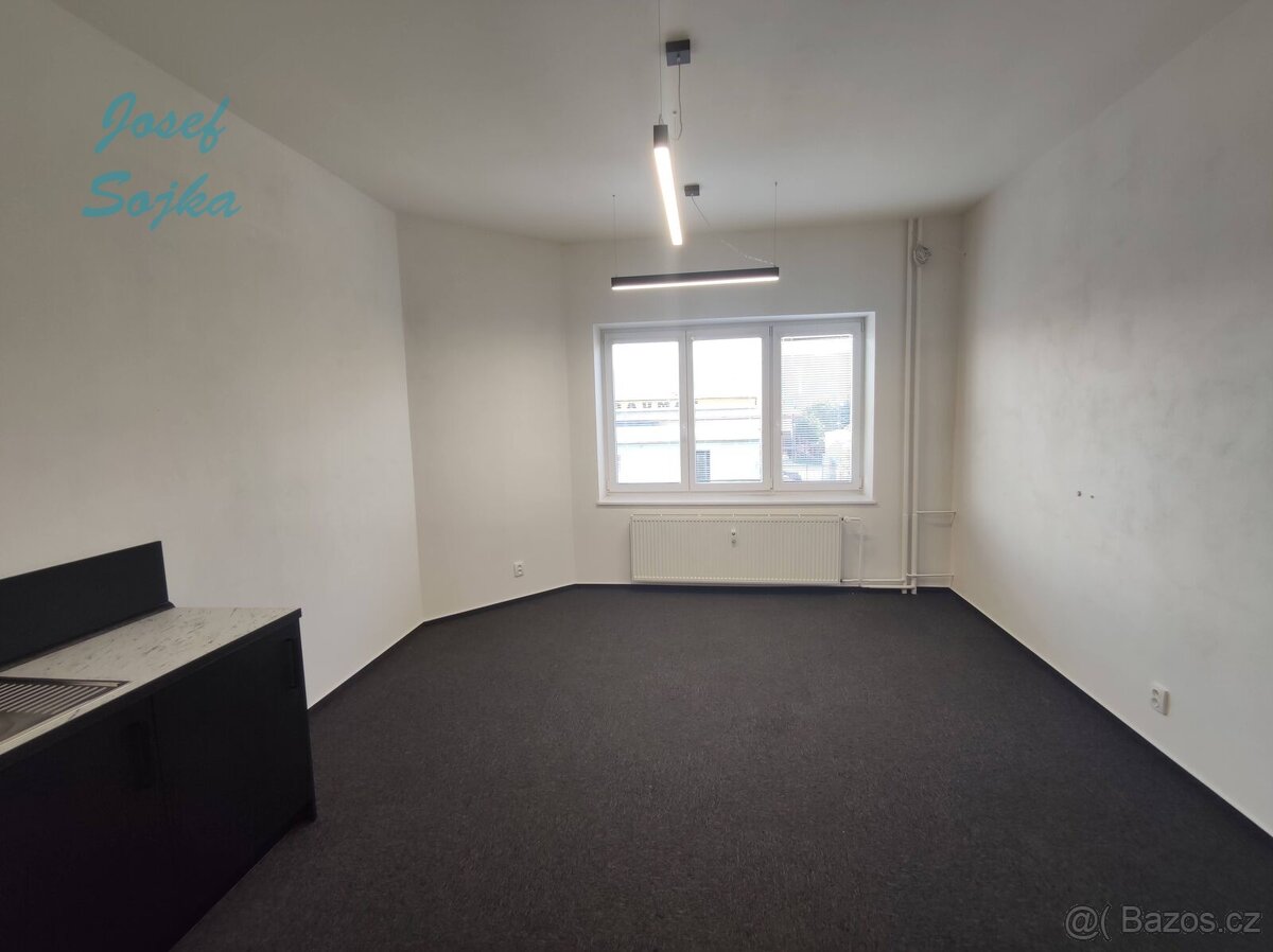 Pronájem ordinace 25m2, Tišnov, ul. Brněnská