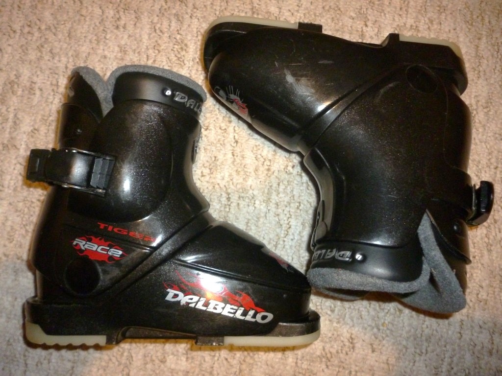 DALBELLO - dětské lyžáky