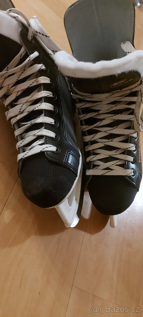 Lední brusle vel.41