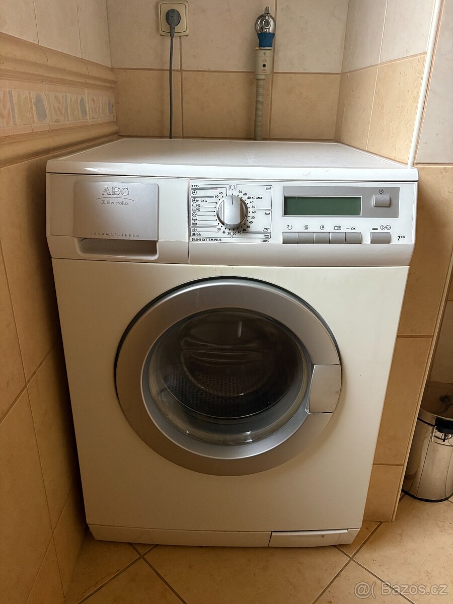 Pračka se sušičkou AEG