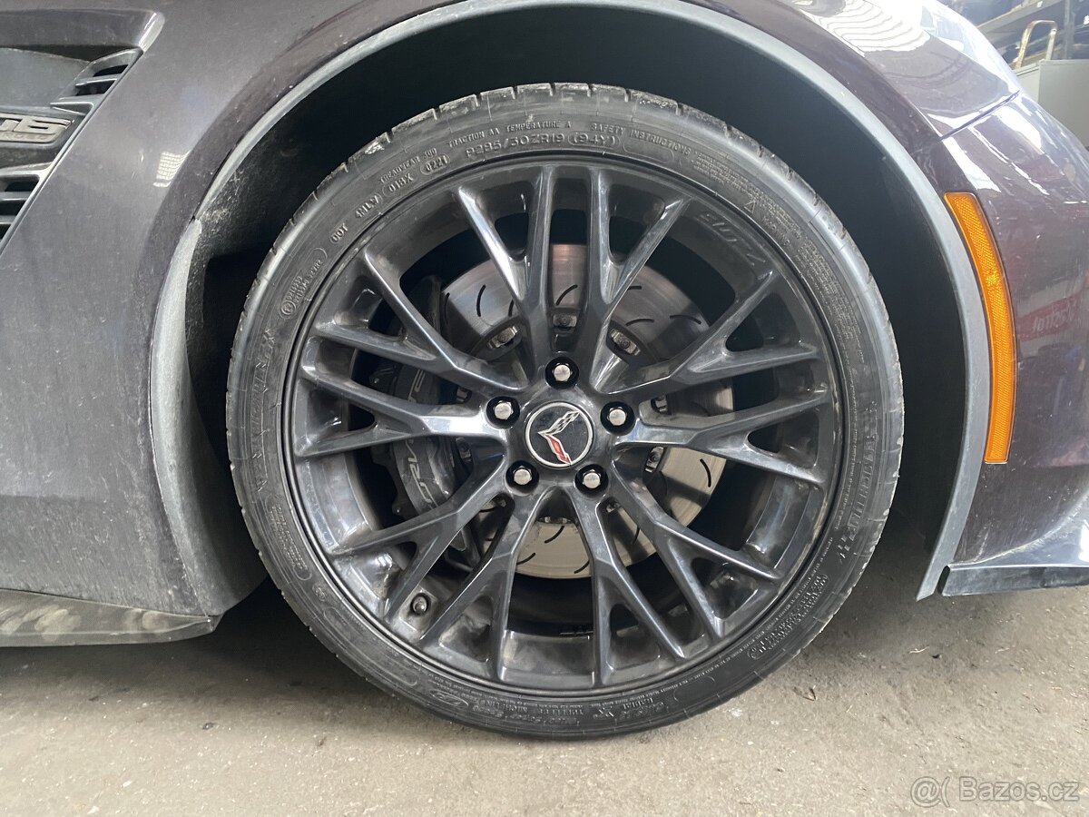 Corvette C7 Z06 pneu