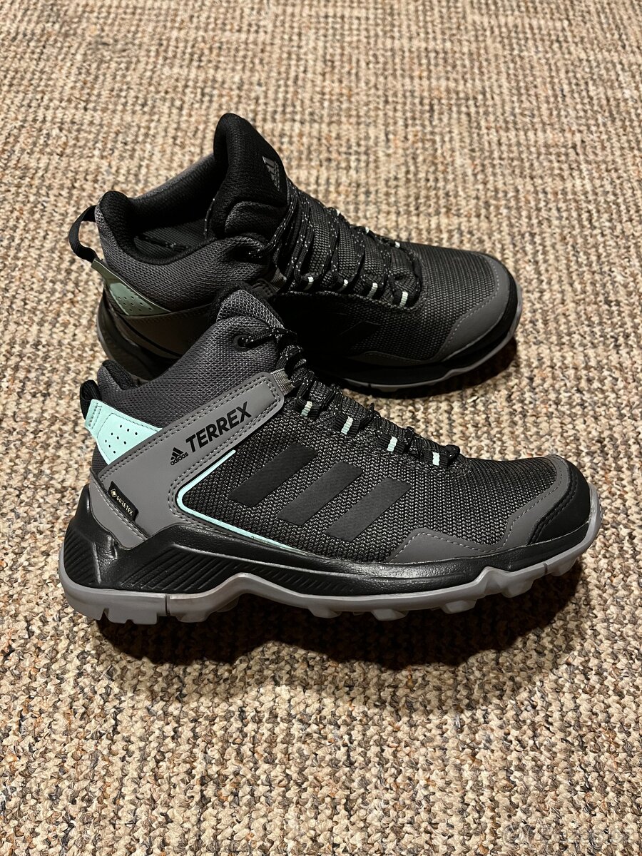 4x Dámské boty Adidas Terrex, velikost 38 - 39