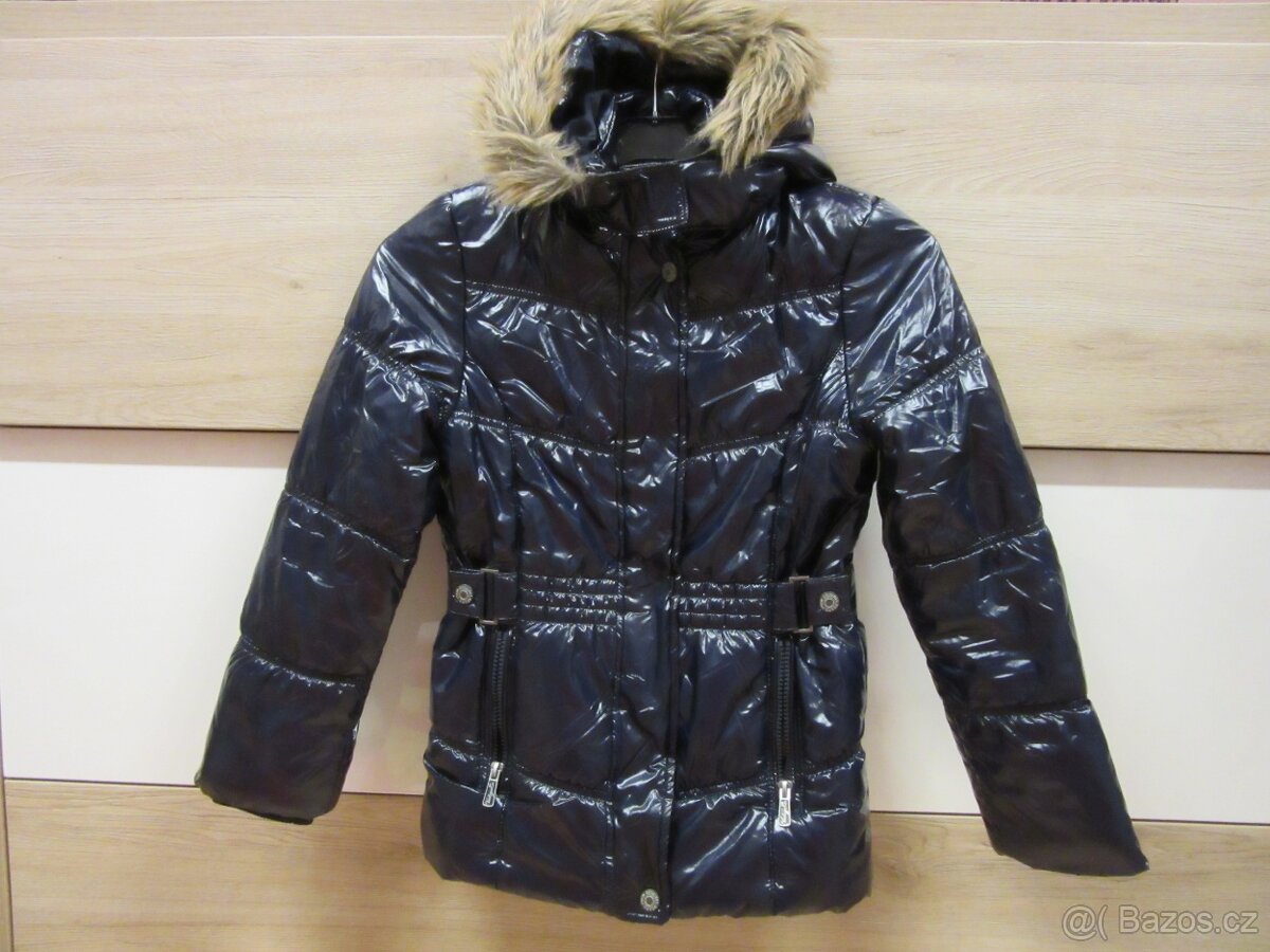 Dívčí zimní bunda velikost 146 (C&A)