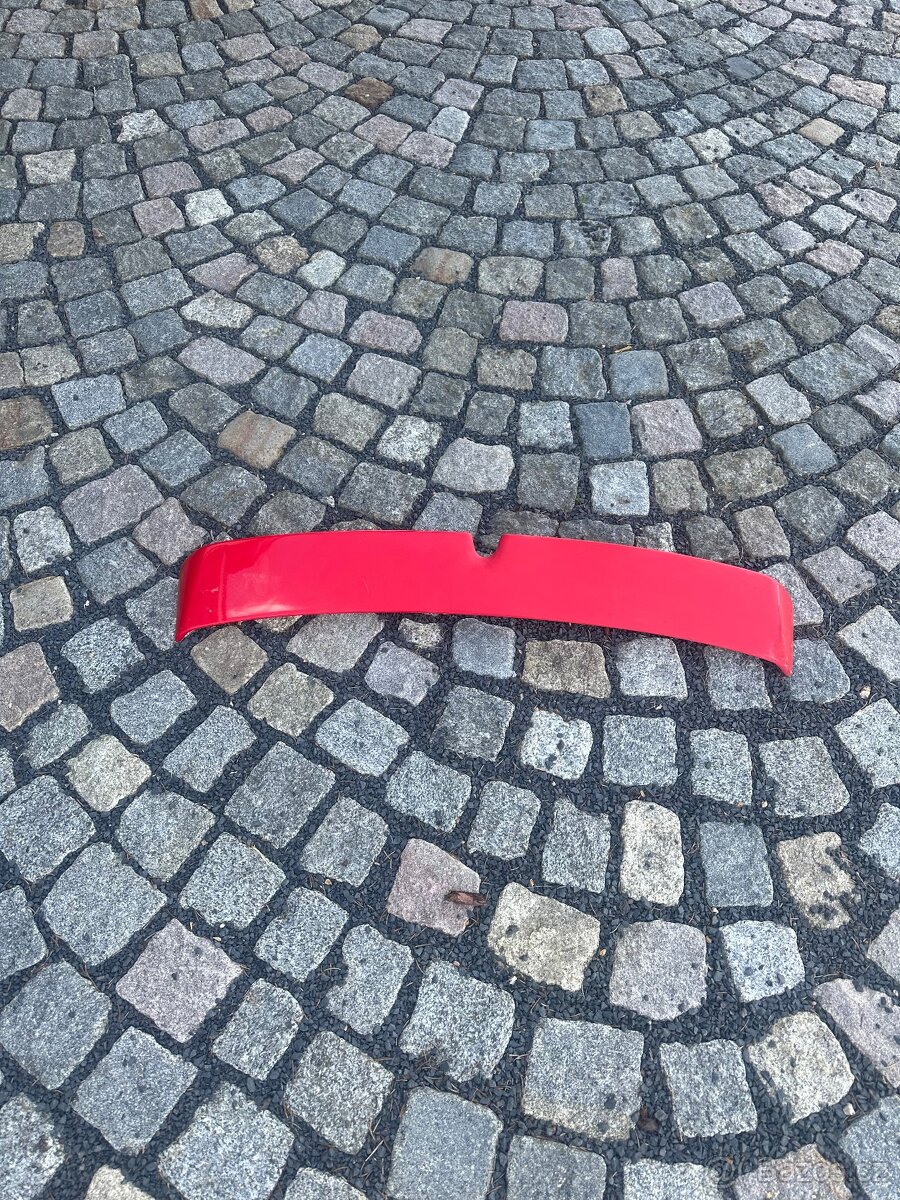 Prodám spoiler na Škoda Fabia 1
