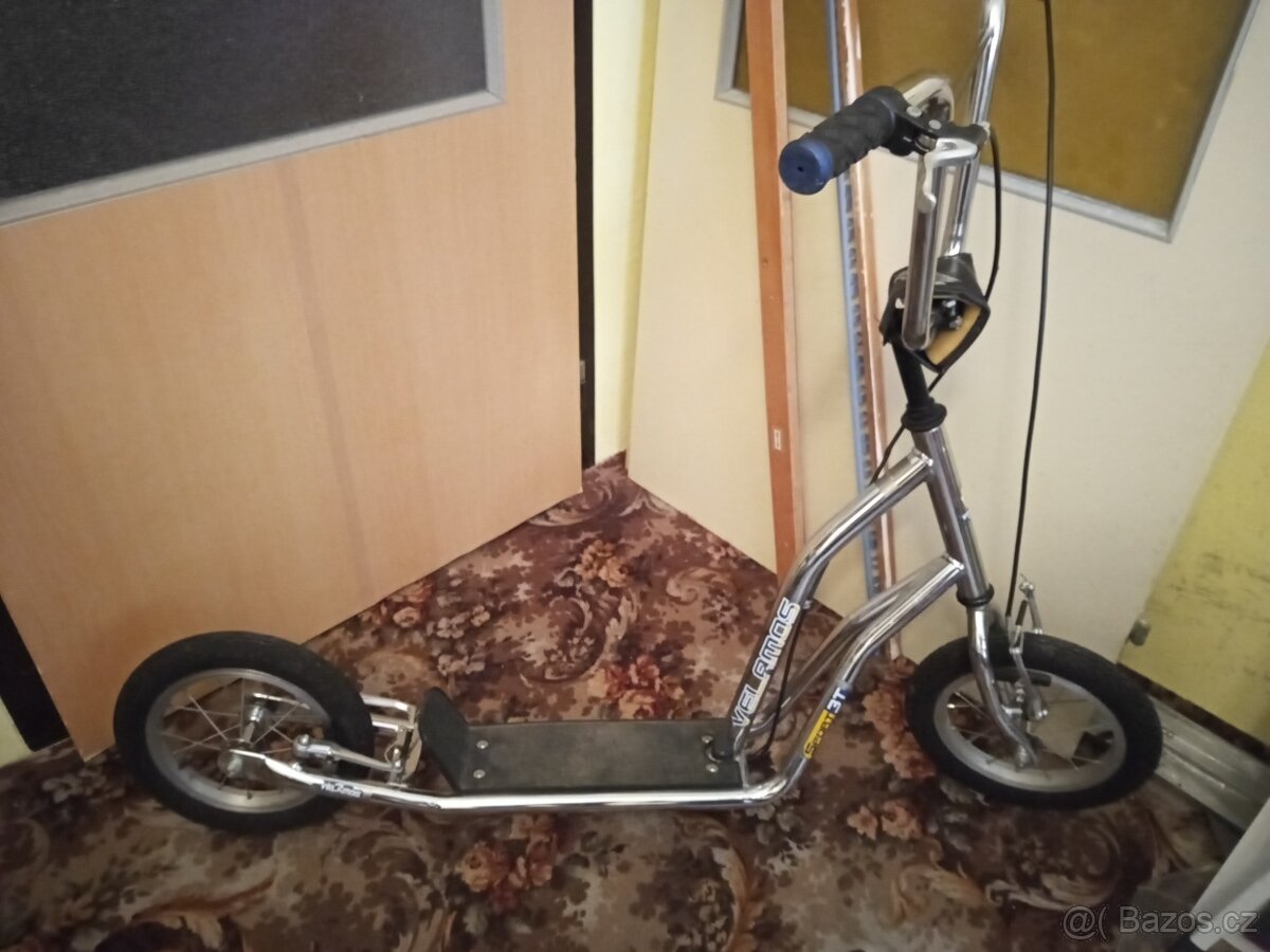 Koloběžka Velamos