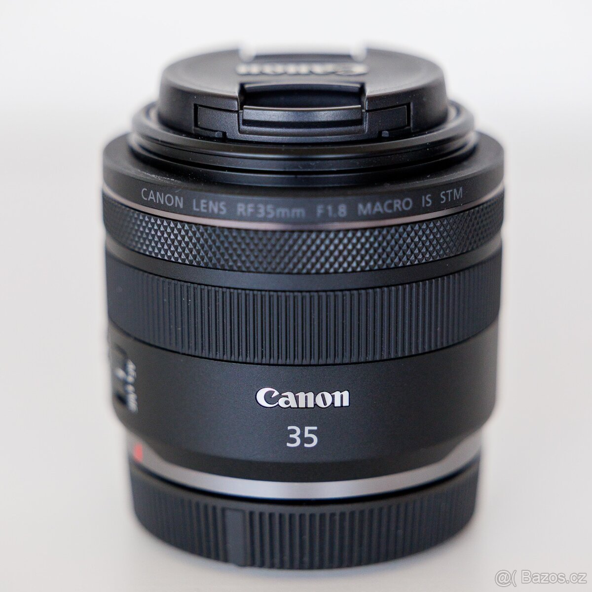 Canon RF 35mm f/1.8 IS Macro STM