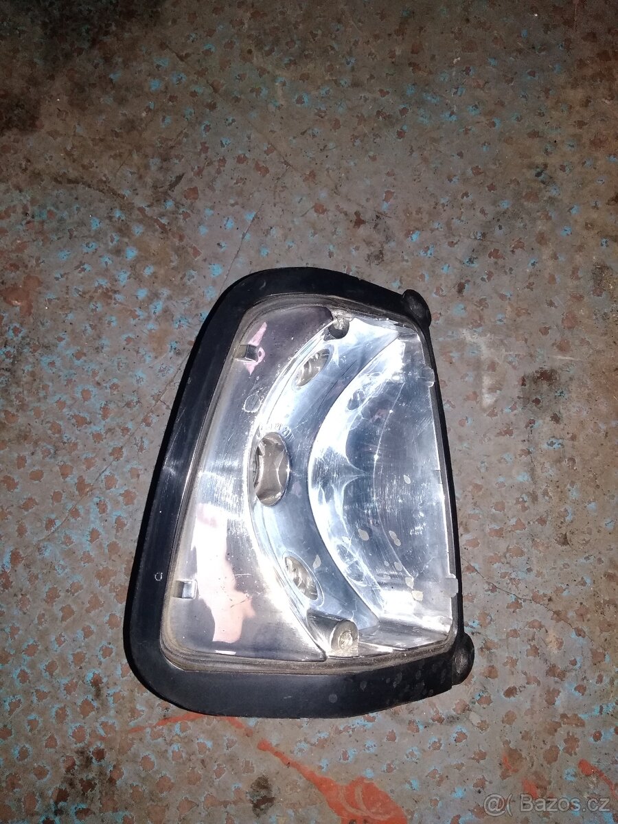 Skoda 120 EMKO PREDNI BLINKR