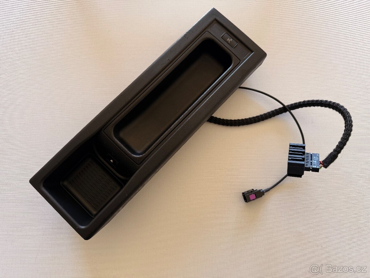 Držák mobilního telefonu BMW E46 84216924065-02