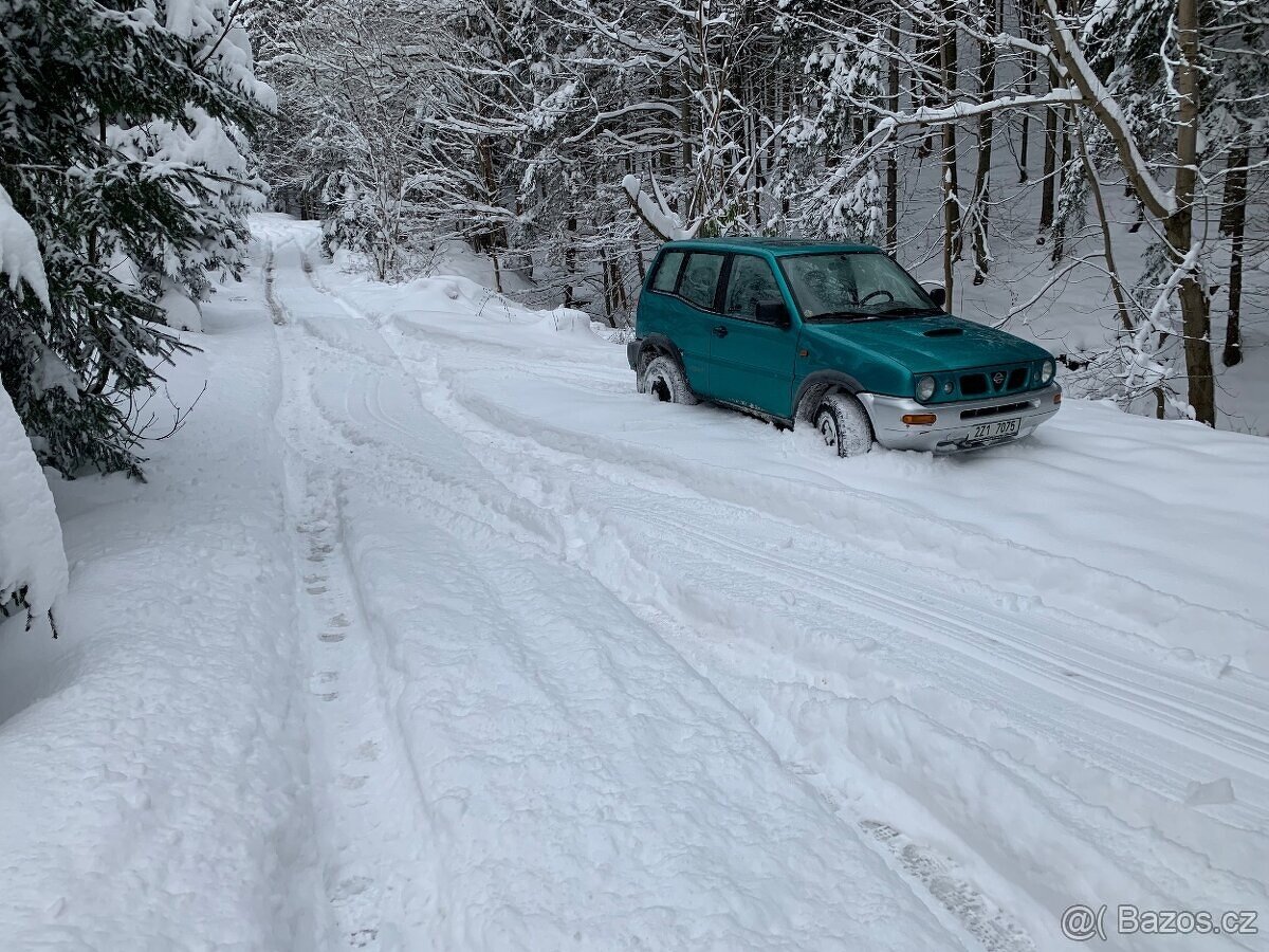 Nissan Terrano II