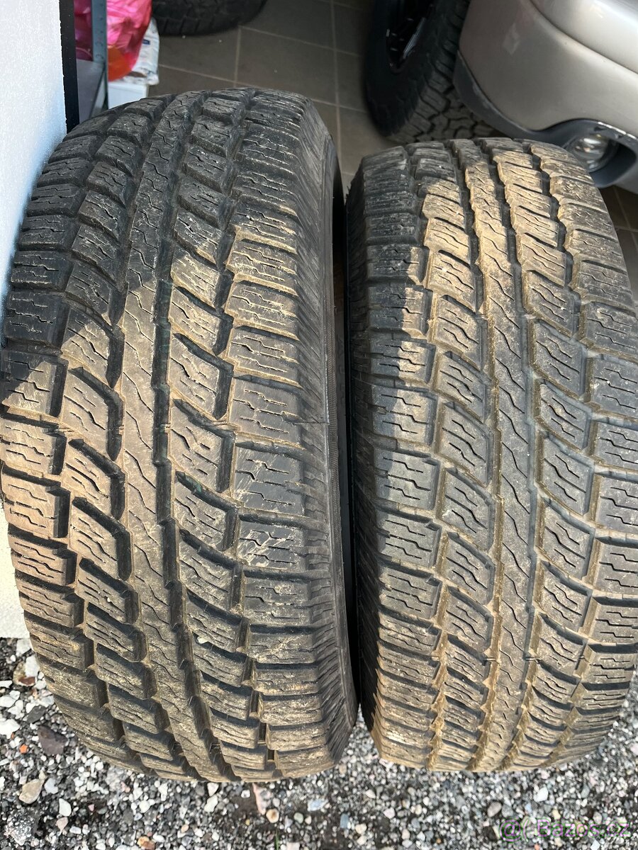 Pneu Cooper Discoverer 265/70R17