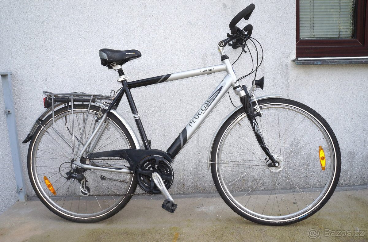 ALU Trekové pánské kolo 28“ Peugeot, vyšší hliníkový rám 22“