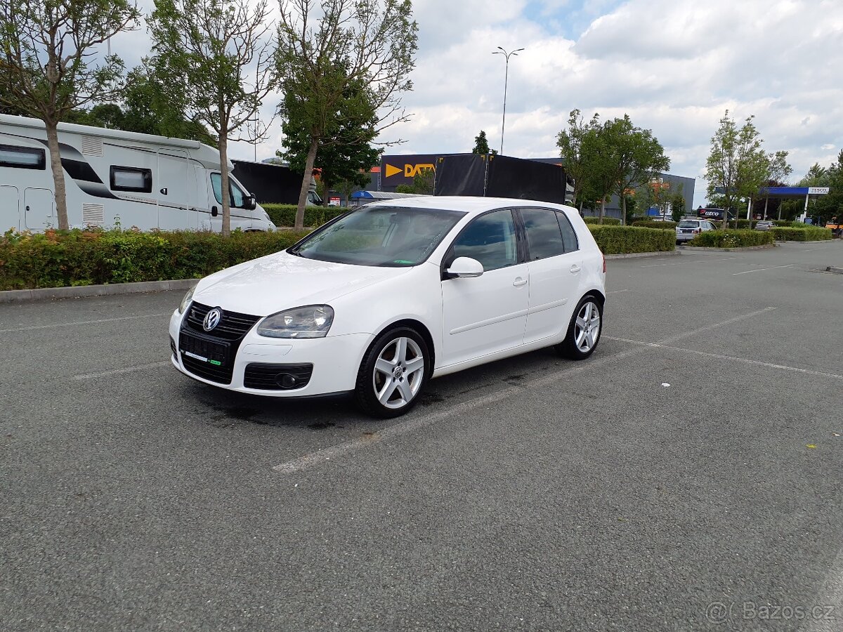 Golf 5 1.9 tdi 77kw GT