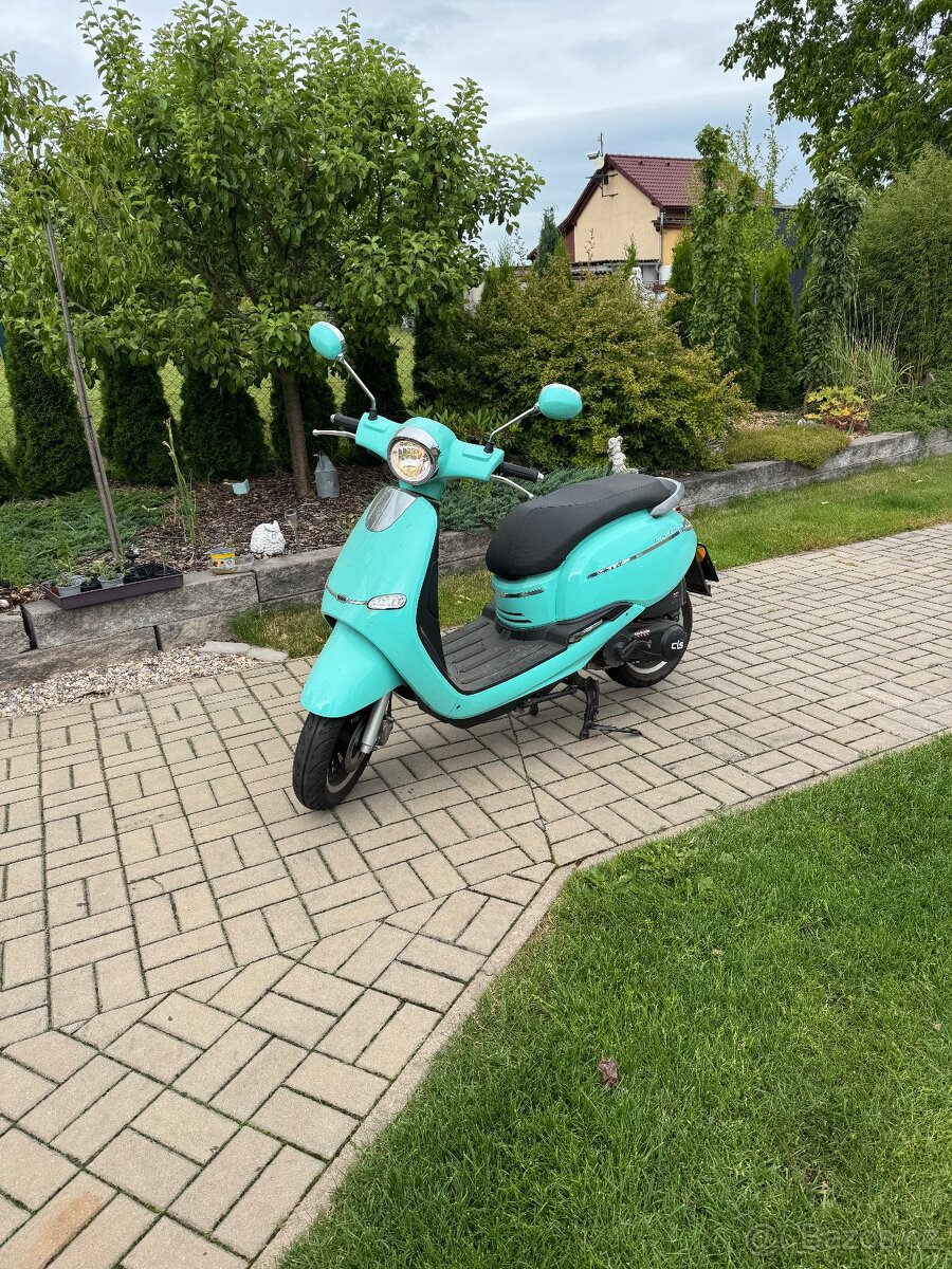 Prodám skútr 125