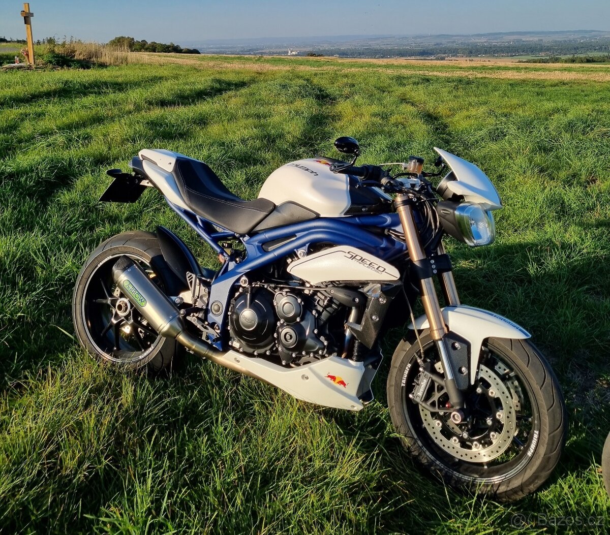 Triumph Speed Triple SE, Komplet výfuk Arrow mnoho doplňků