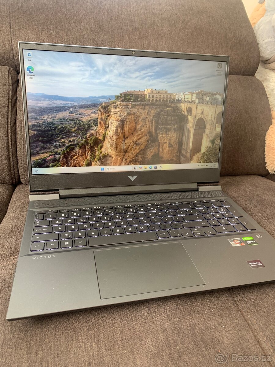 Prodam Notebook Victus HP Laptop