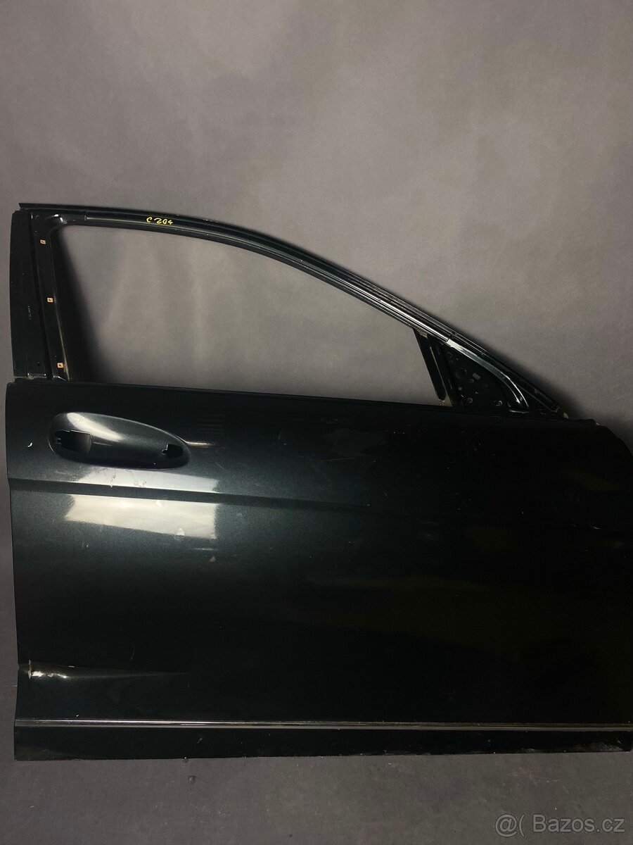 Přední pravé dveře Mercedes C204