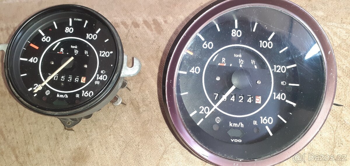 VW Brouk, Kafer 1303 Cabrio