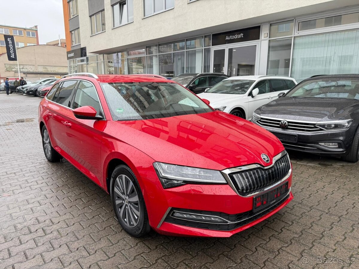 Škoda Superb 3 iV Combi 1.4 TSI 160kW DSG - záruka Autodraft