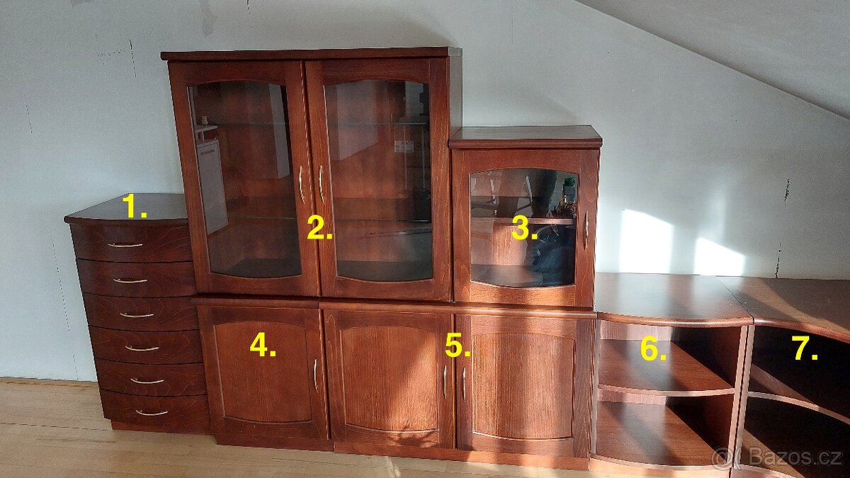 Osmidílná sada nábytku z masivu