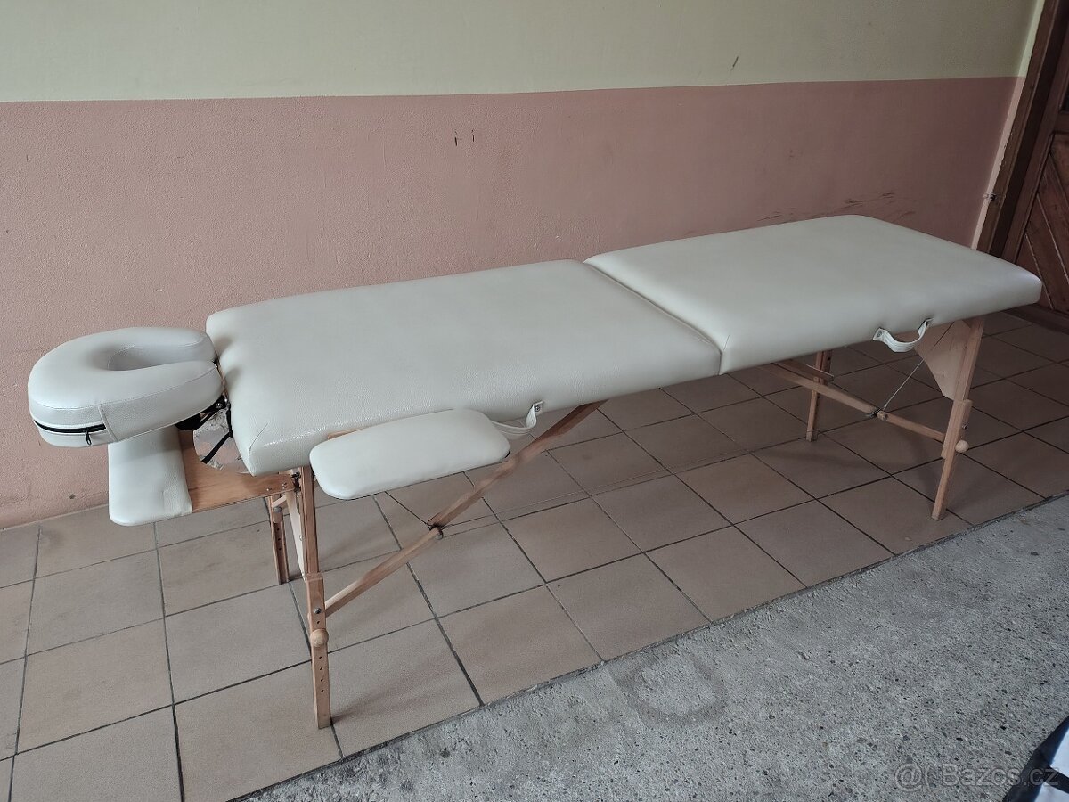 Masážní lehátko