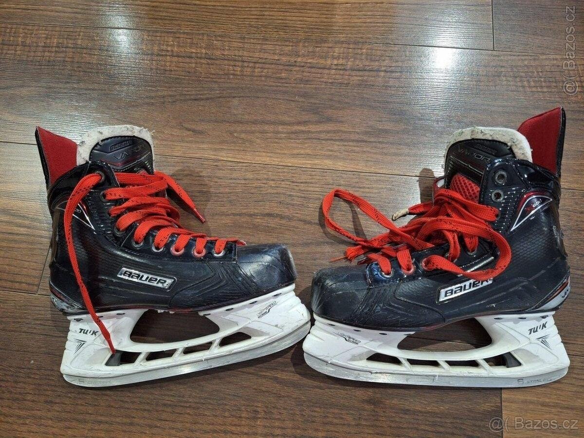 Bauer hokejové brusle vel 5.5 / EU 37