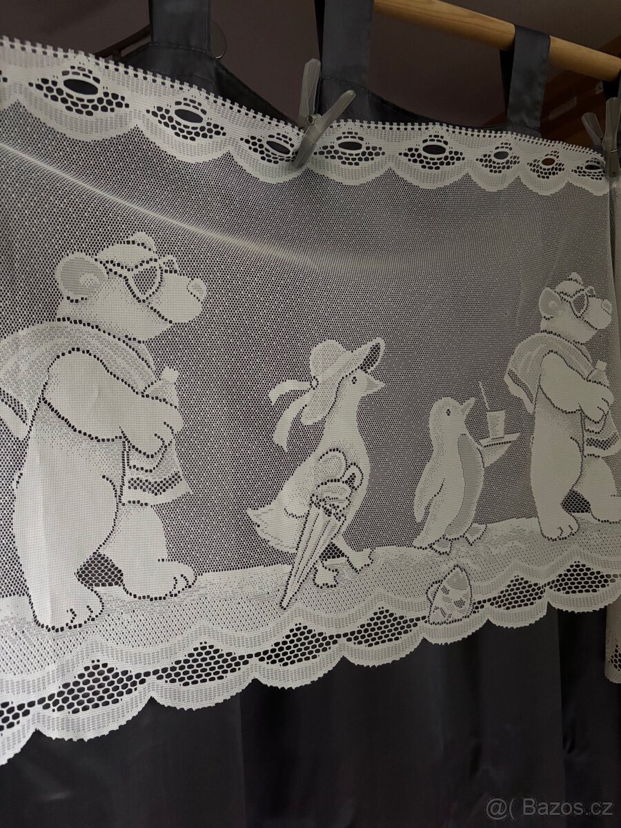 Kratší dětské záclony