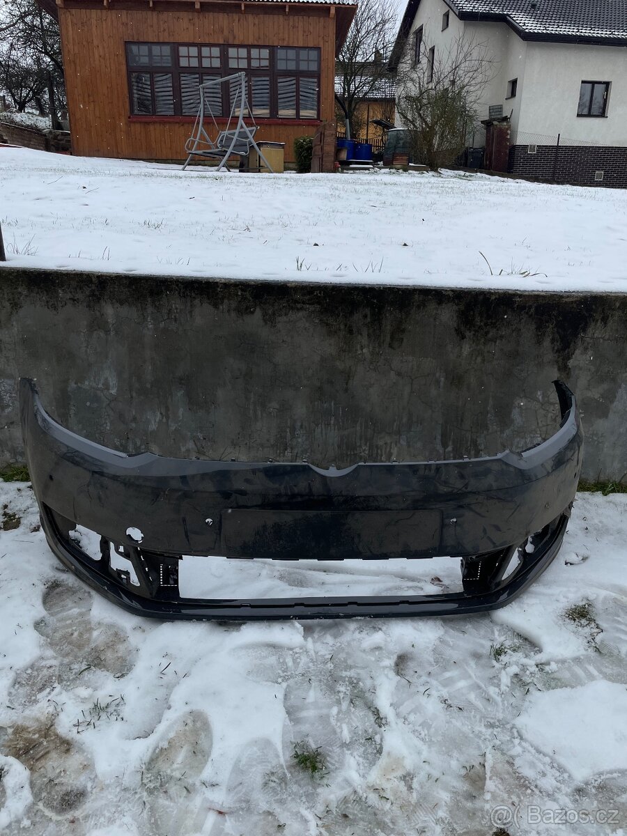 Přední nárazník VW Caddy 3 (2010-2015) - černý