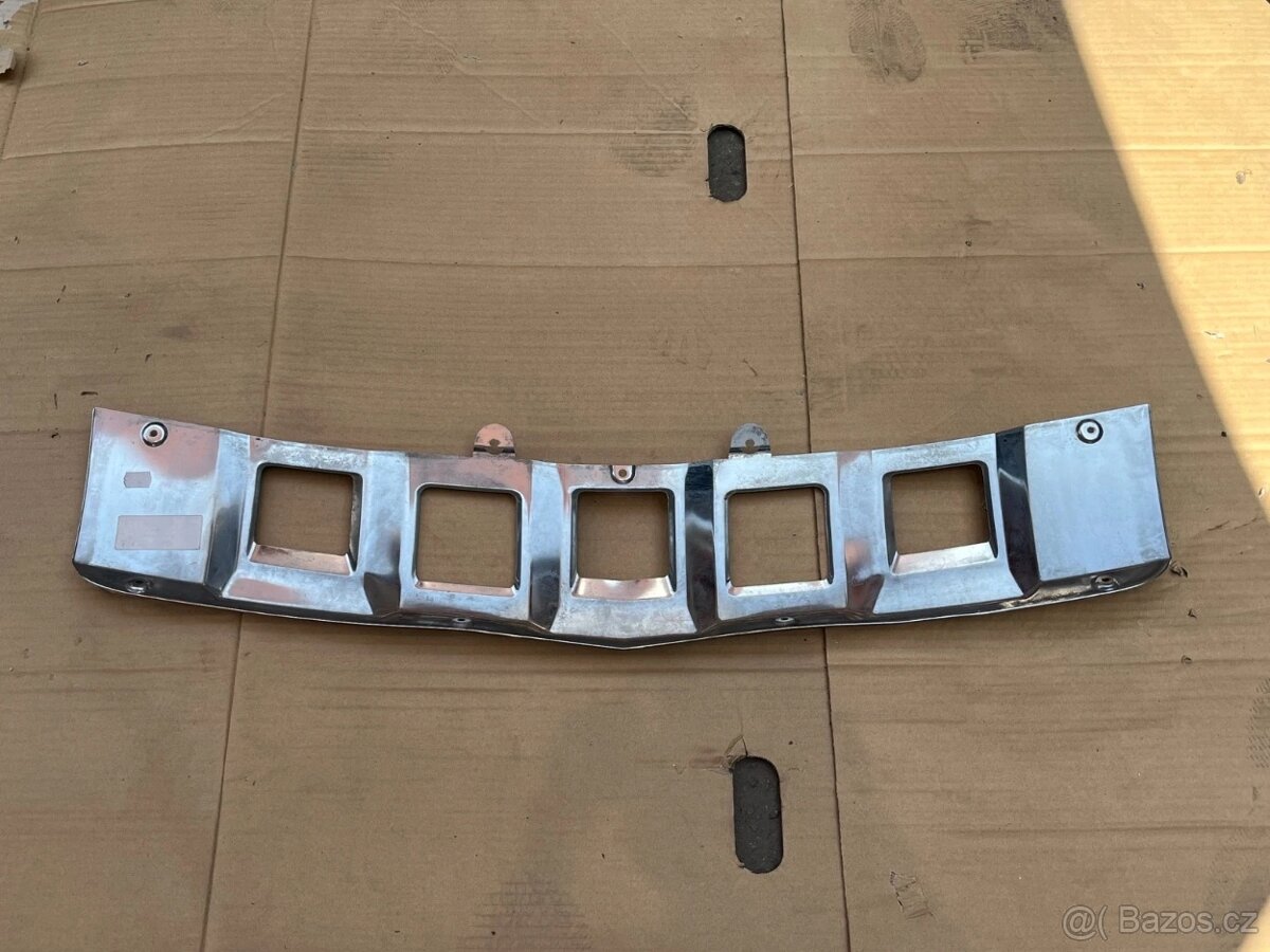 MERCEDES GL164 PREDNI NARAZNIK CHROM DIFUZOR