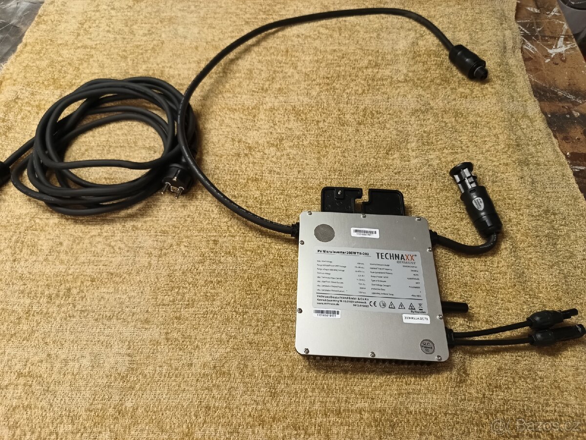 Prodám 3x solární mikroměnič Technaxx TX-203