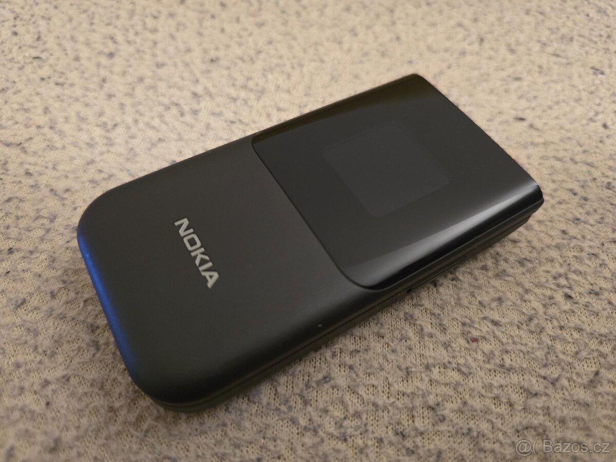 Nokia 2720 Flip