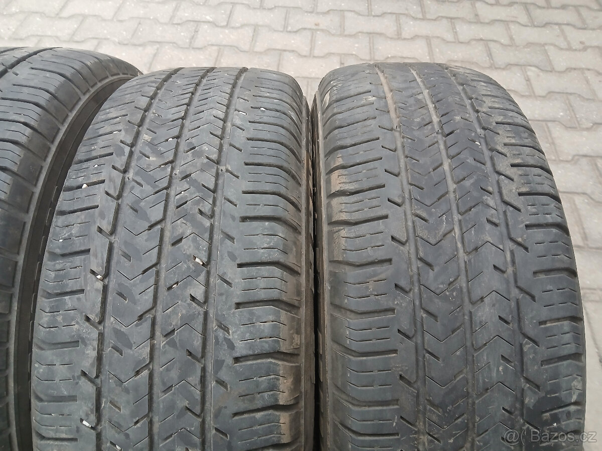 Michelin 215/65 r 16c Agilis 51 5mm