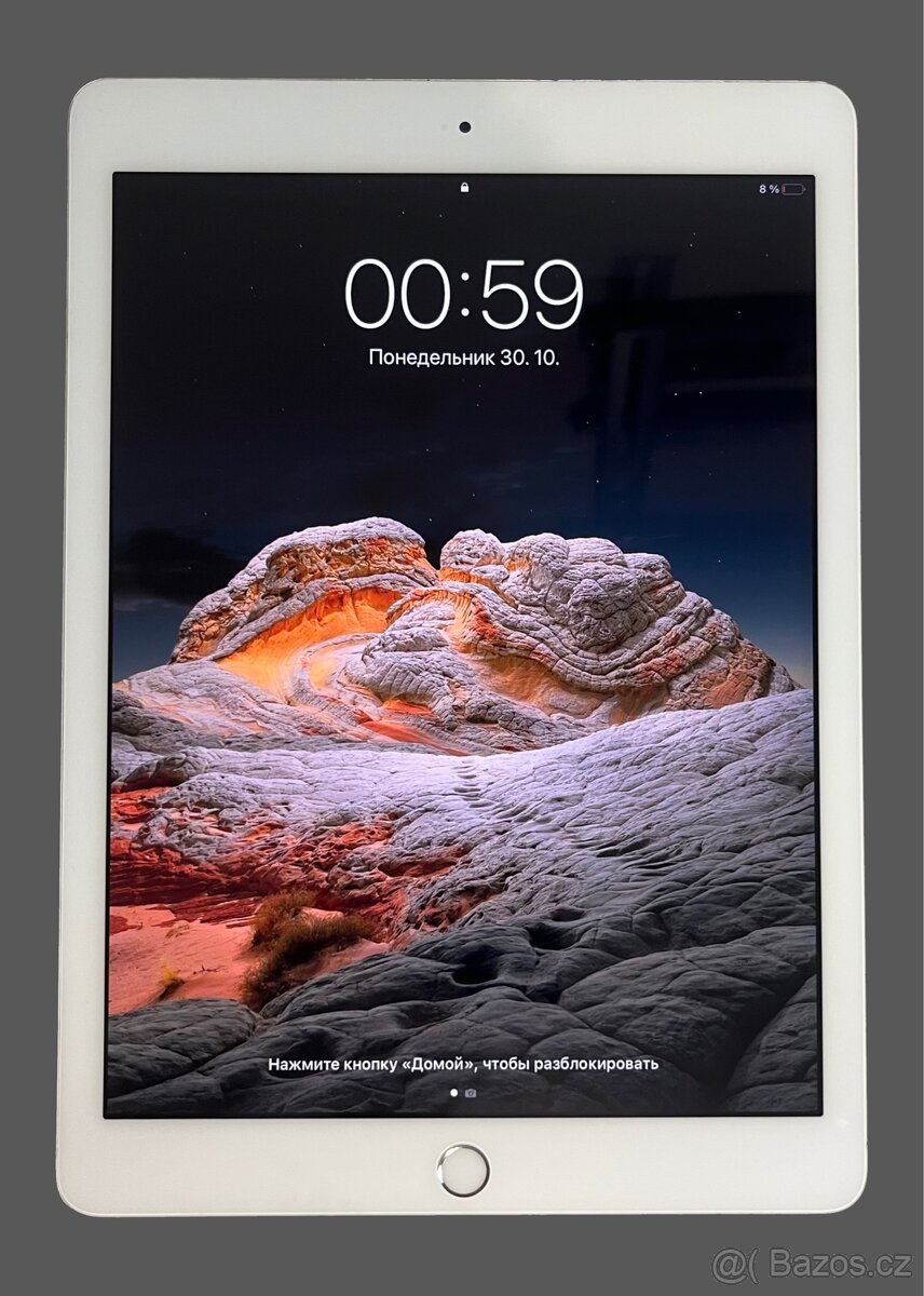 iPad (5th generation) Wi-Fi