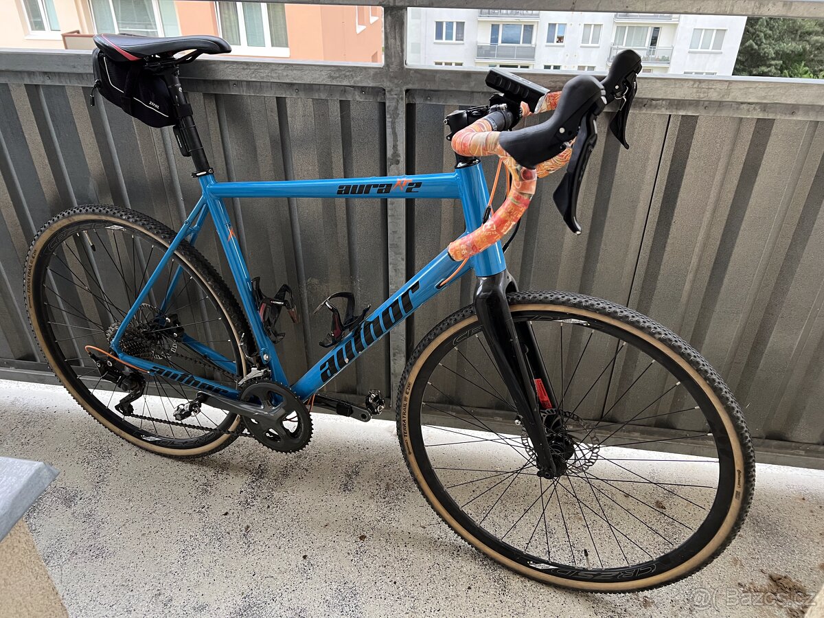 Gravel kolo Author Aura XR2 (původní Aura XR4 2019)