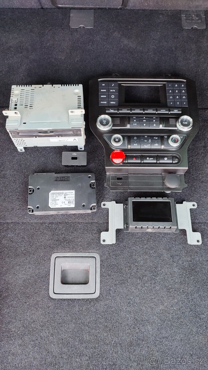 rádio Ford mustang 15+