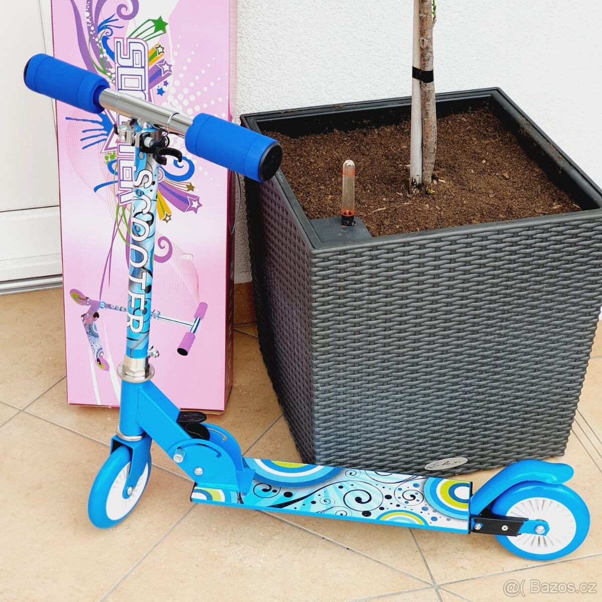 Dětská kovová skládací koloběžka - scooter - nové