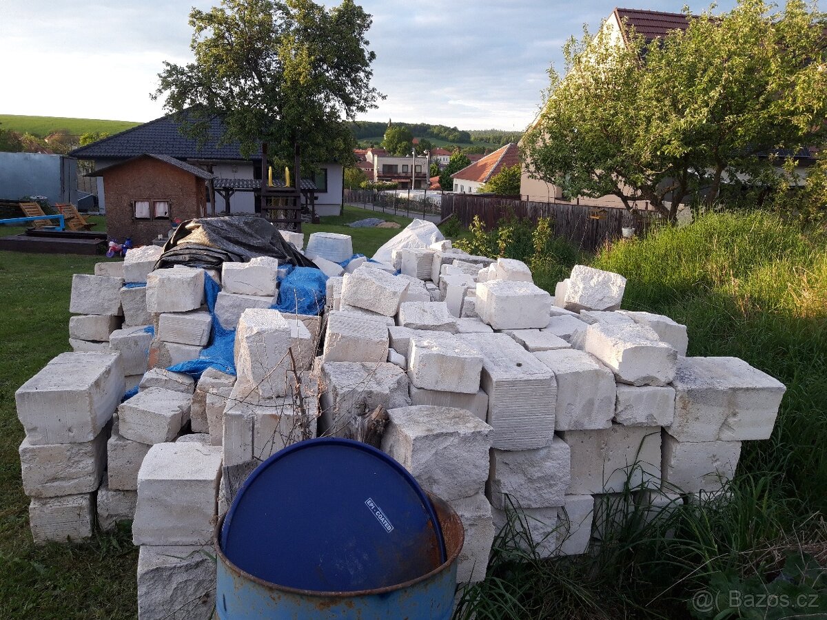 Ytongové cihly za odvoz