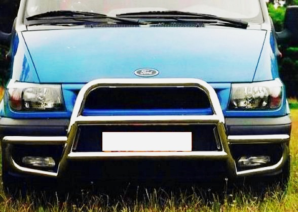 Kdo vyrobí rám na Ford transit 2000-2006 dle tvaru na fotce?