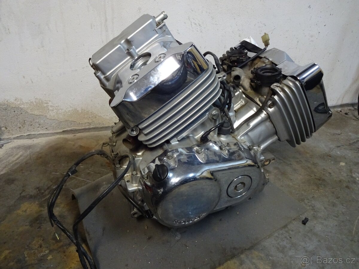 Honda Magna VF750C