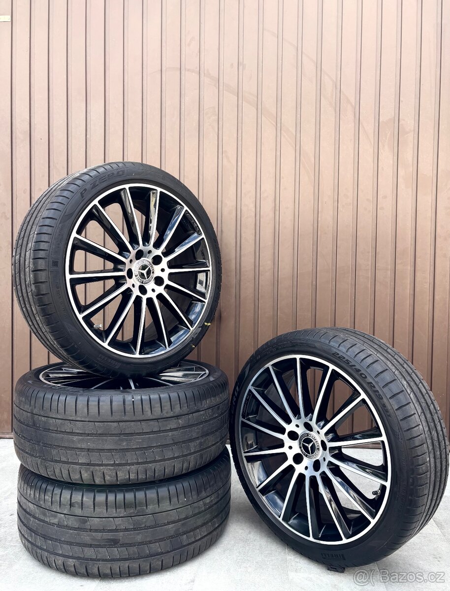 Mercedes R19 Cclass W205 originál Letní Pneumatiky