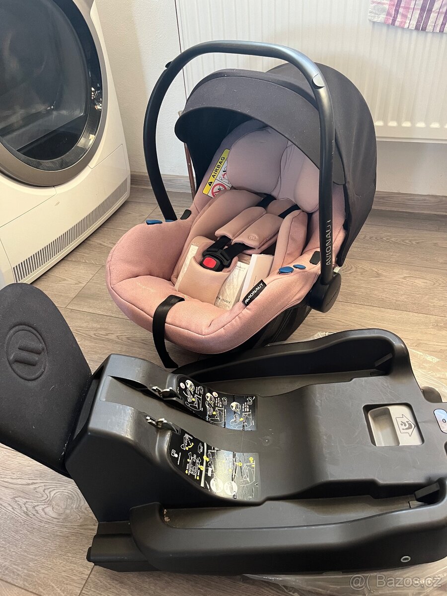 Autosedačka Avionaut Pixel PRO + isofix, zrcátko, adaptéry A