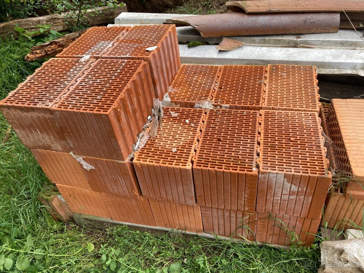 Prodám cihly porotherm 38
