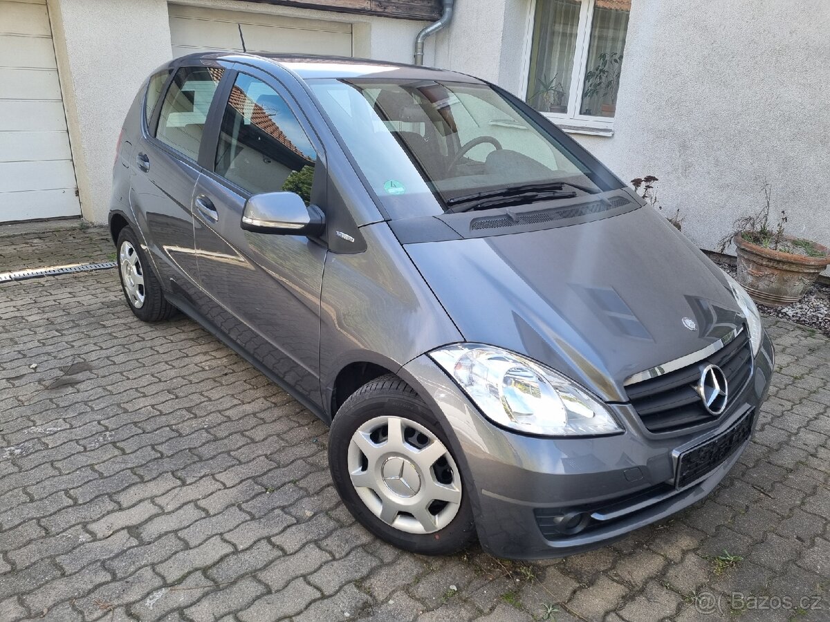 Mercedes Benz A 1,5i, naj.98tis km, serviska