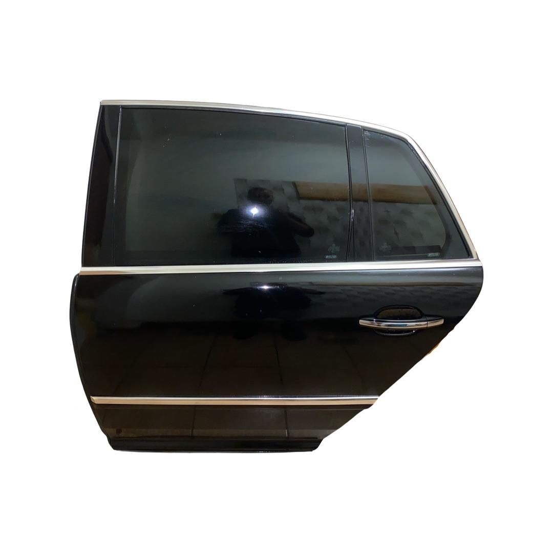 Levé zadní dveře černá L041 A1A1 VW Phaeton 3D r.v. 2005