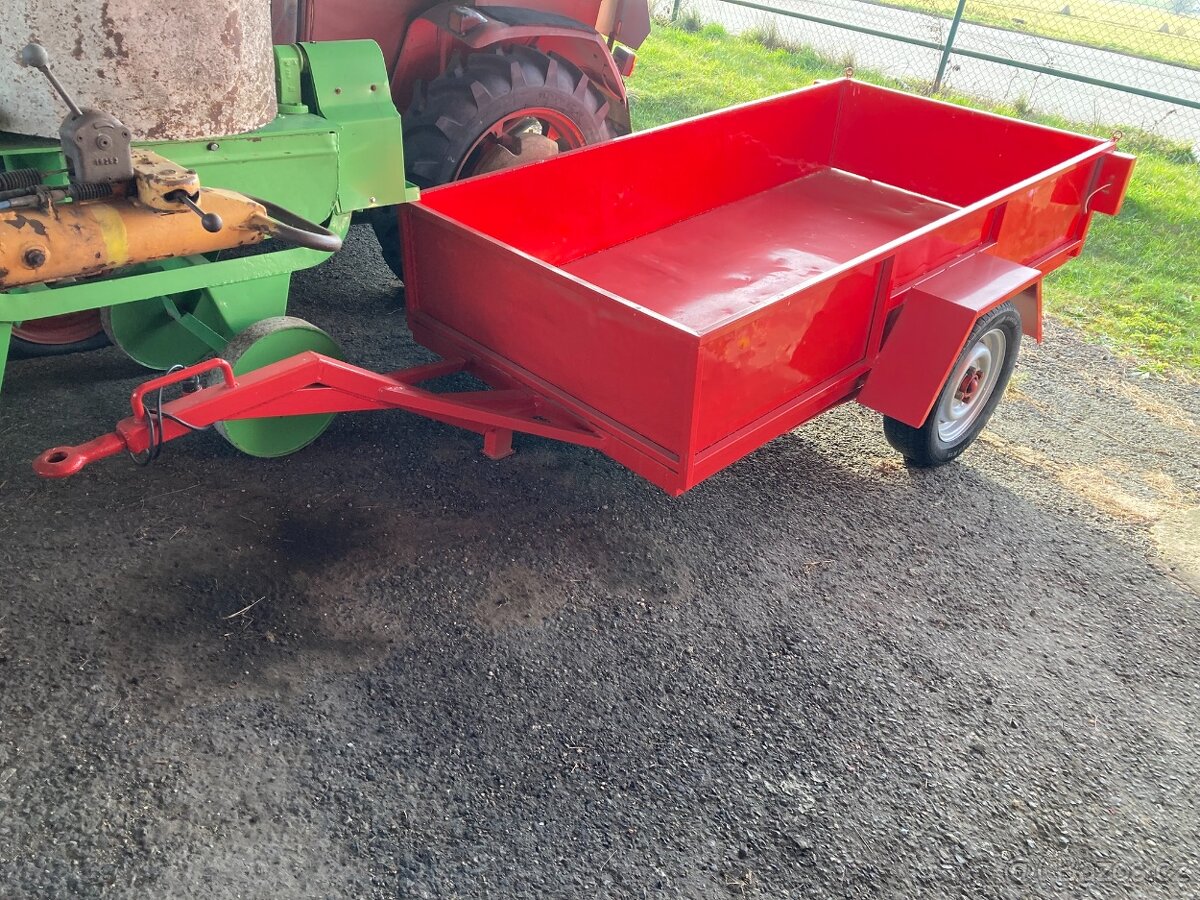 Kára za traktor