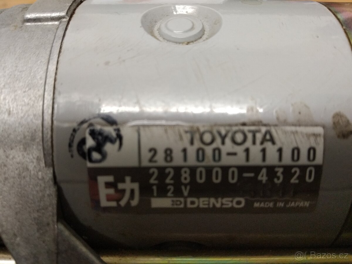 Toyota corolla E10 1991-1997 startér a motorek stěračů