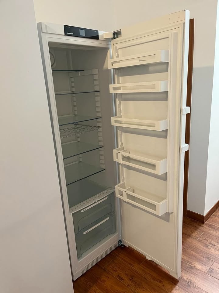 Liebherr 4330 Refrigerator / lednička
