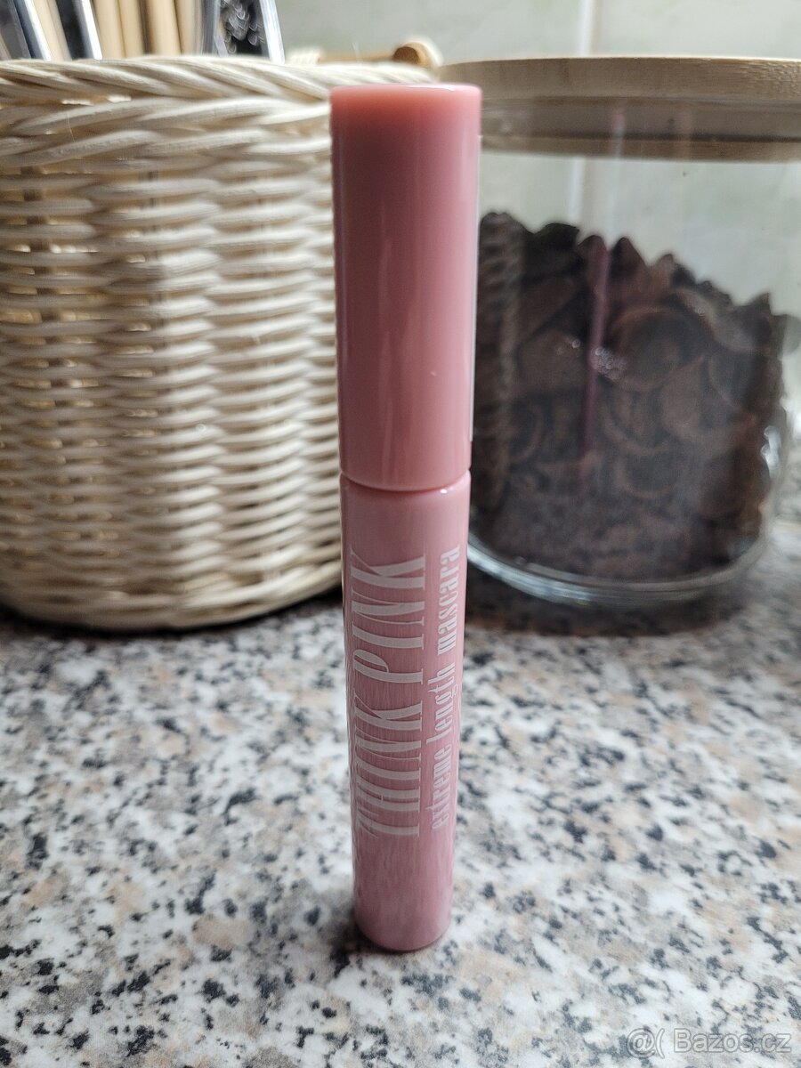 Nová prodlužující řasenka Think Pink zn. Dermacol